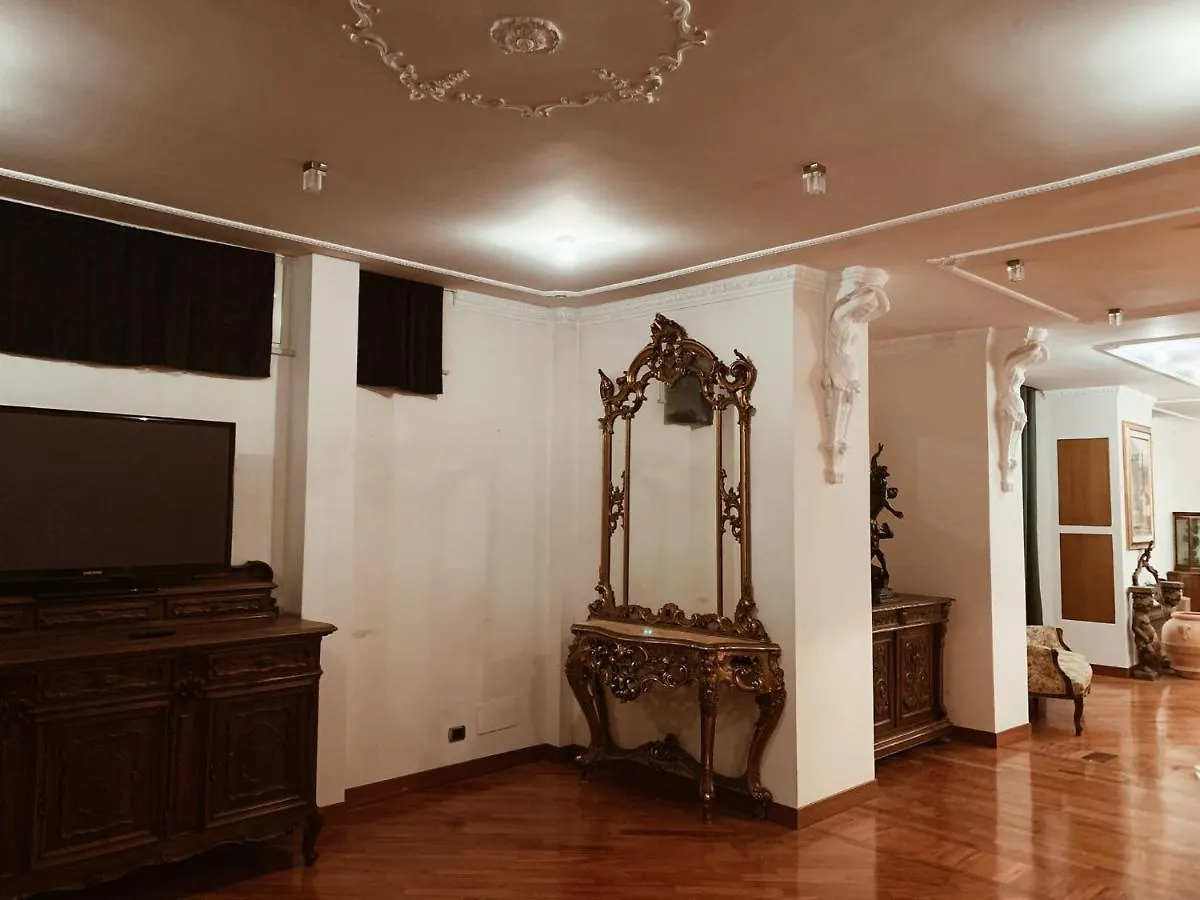Residenza Tritone Luxury Apartment Trevi Fountain 로마 펜션