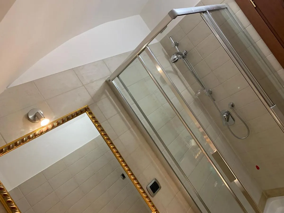 펜션 Residenza Tritone Luxury Apartment Trevi Fountain 로마 이탈리아