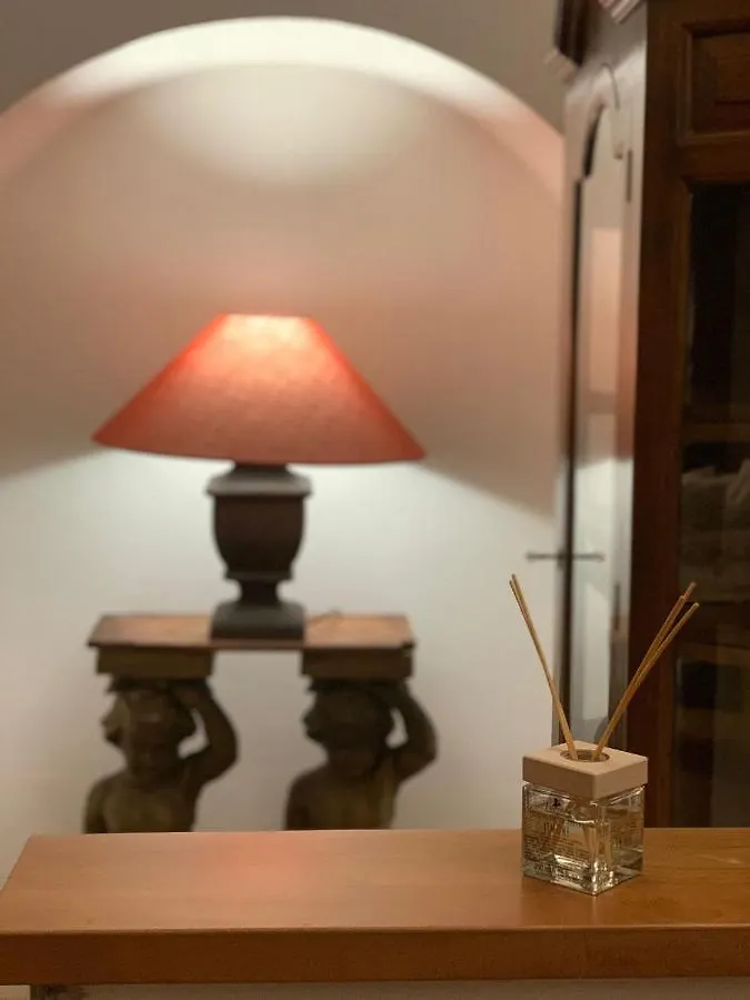 Residenza Tritone Luxury Apartment Trevi Fountain Rome